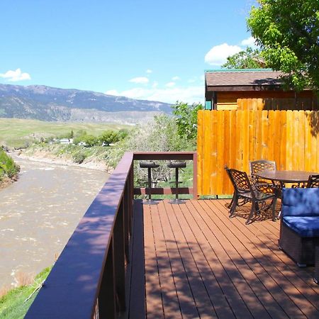 Yellowstone Treasure Guesthouses On The River Gardiner Exteriér fotografie