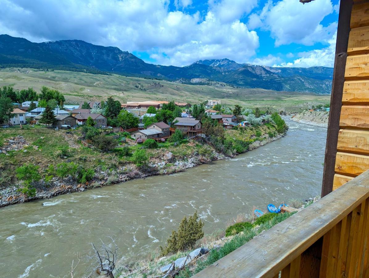 Yellowstone Treasure Guesthouses On The River Gardiner Exteriér fotografie