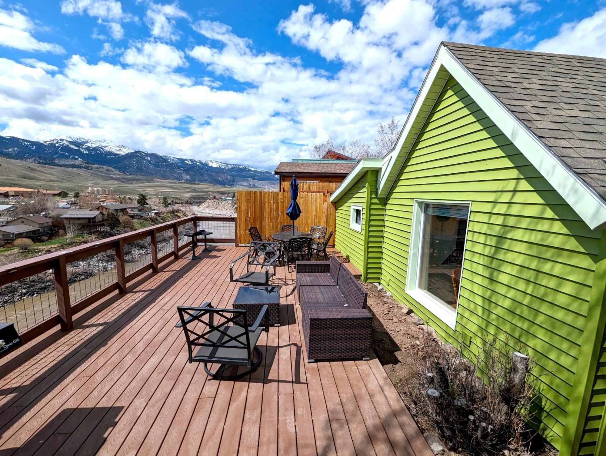 Yellowstone Treasure Guesthouses On The River Gardiner Exteriér fotografie