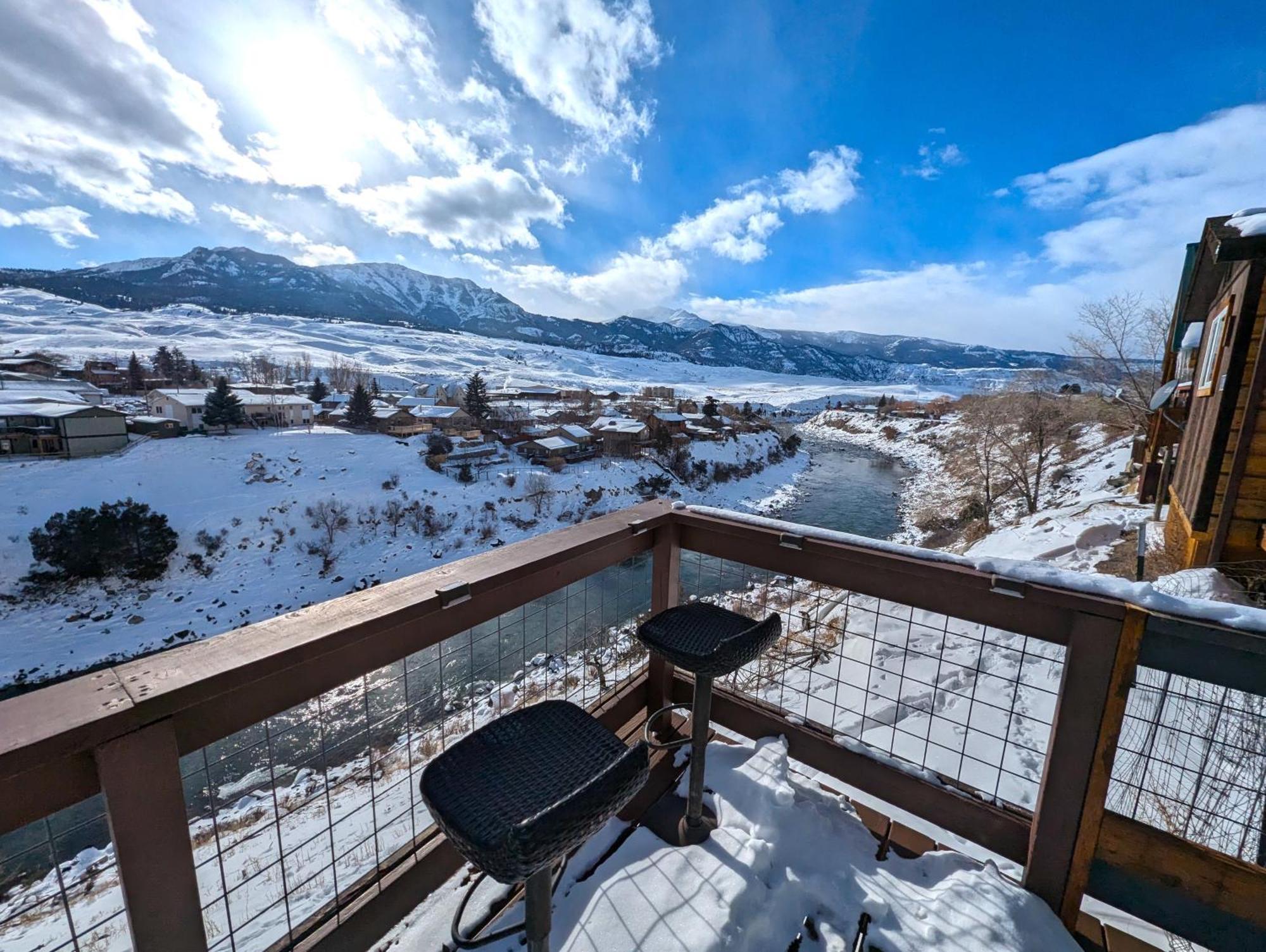 Yellowstone Treasure Guesthouses On The River Gardiner Exteriér fotografie