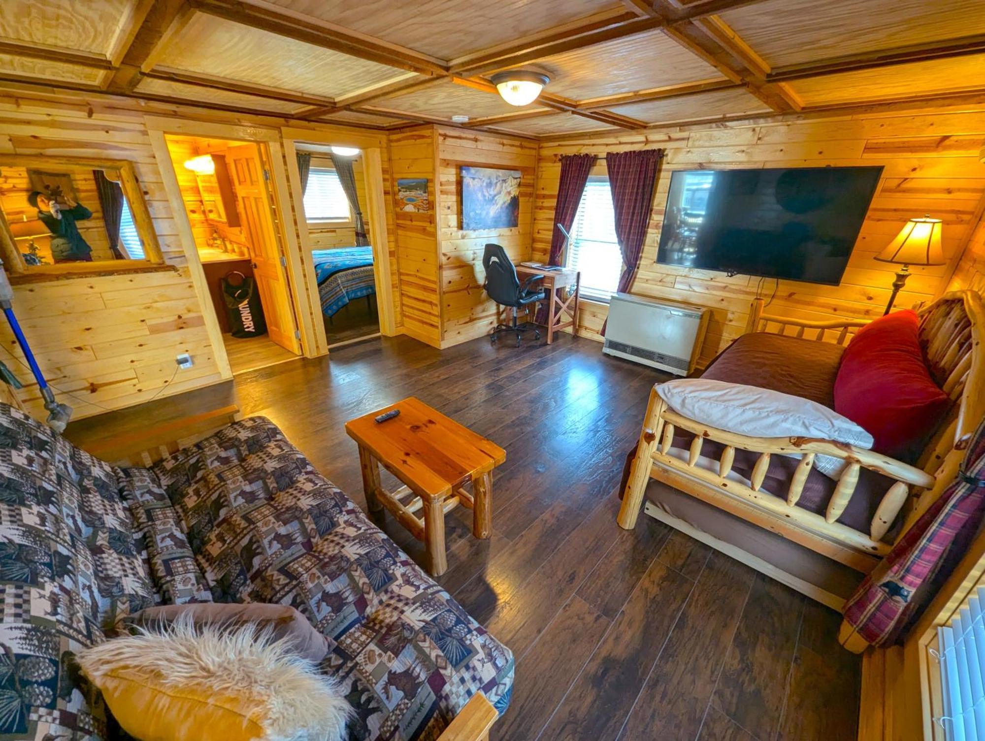 Yellowstone Treasure Guesthouses On The River Gardiner Exteriér fotografie